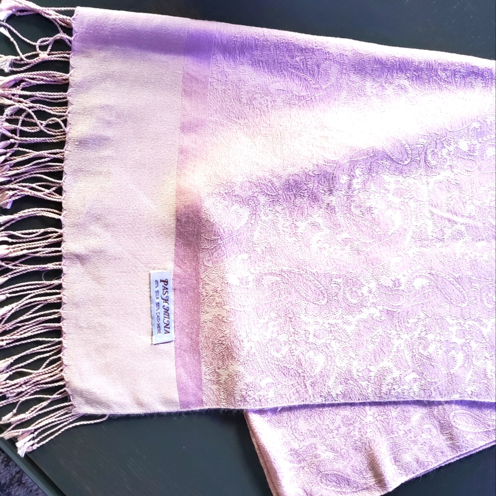 *SOLD* Pashmina dusty pink